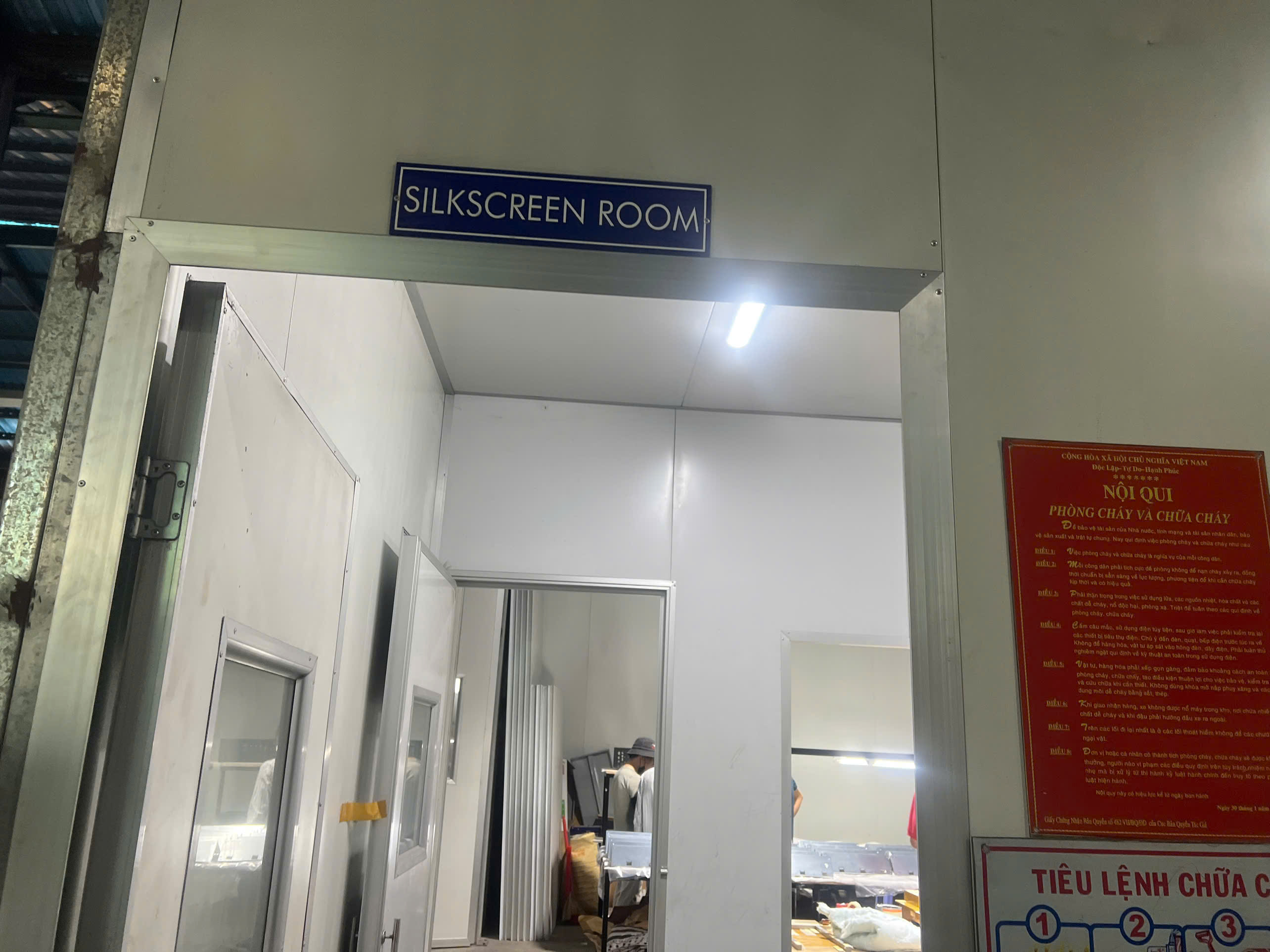 Silkscreen room.jpg